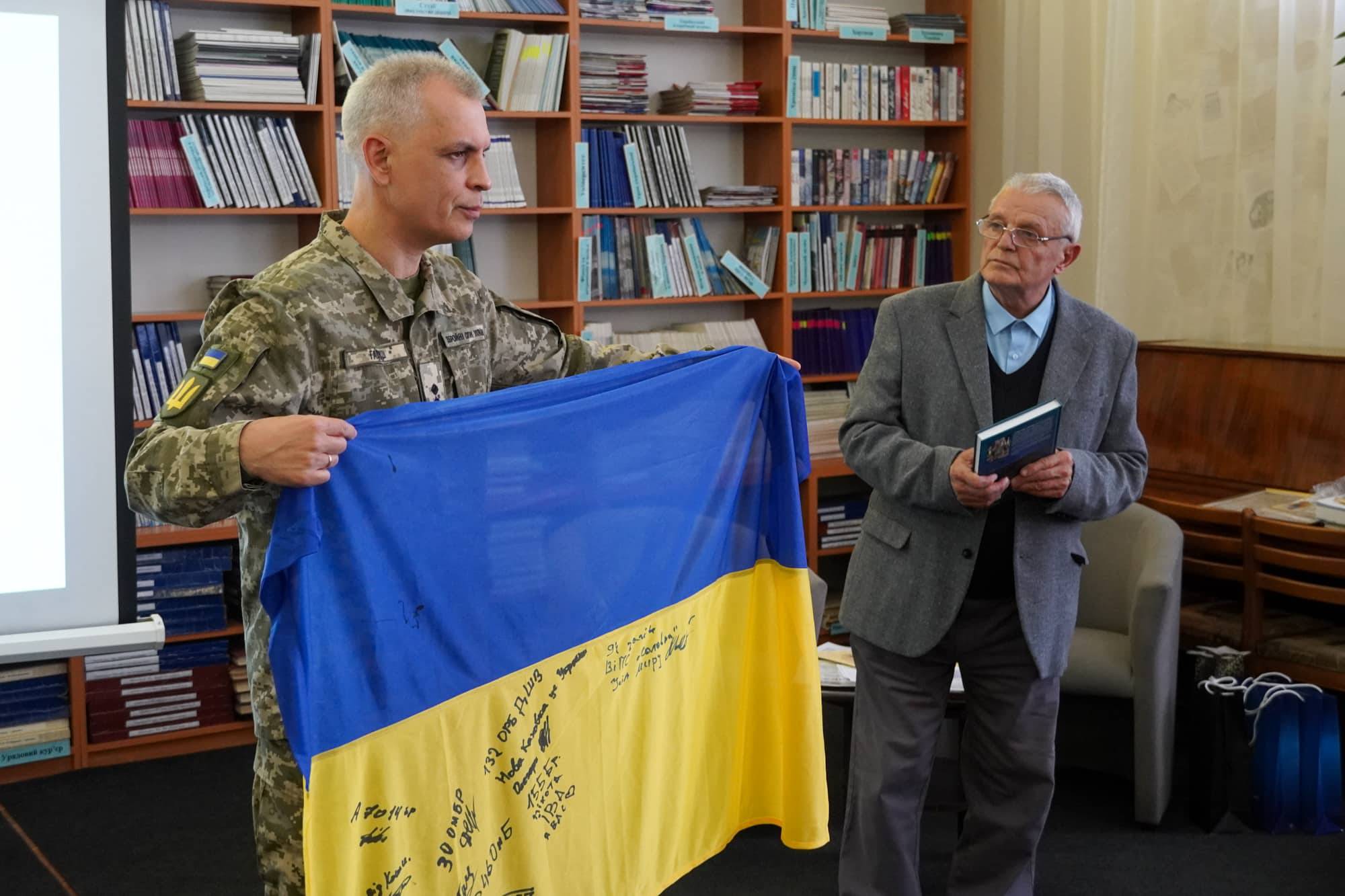 В Ужгороді відзначили 80-річчя Закарпатської обласної організації письменників