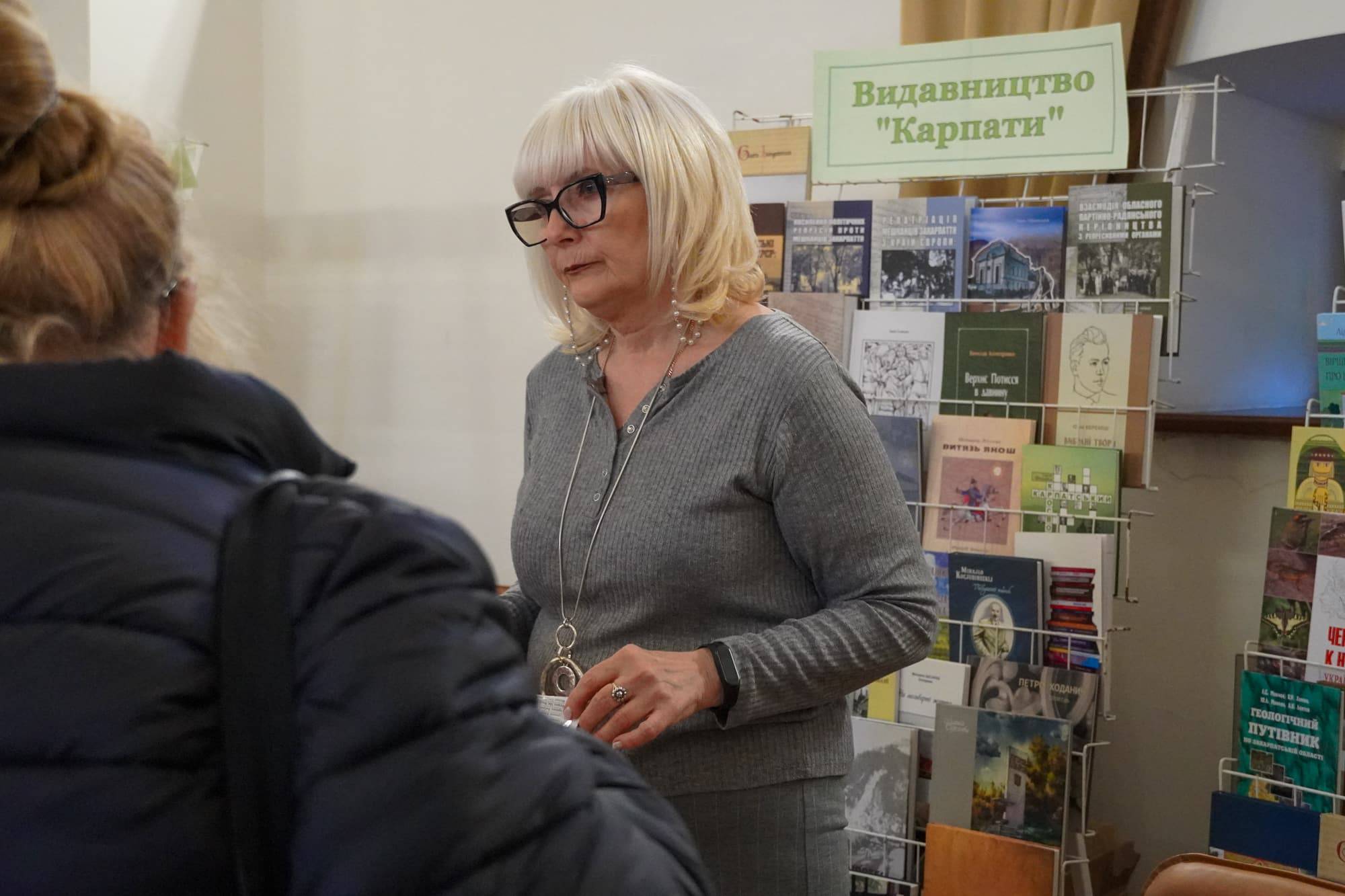 В Ужгороді стартувала XV ювілейна виставка-ярмарок «Книга-фест 2026»