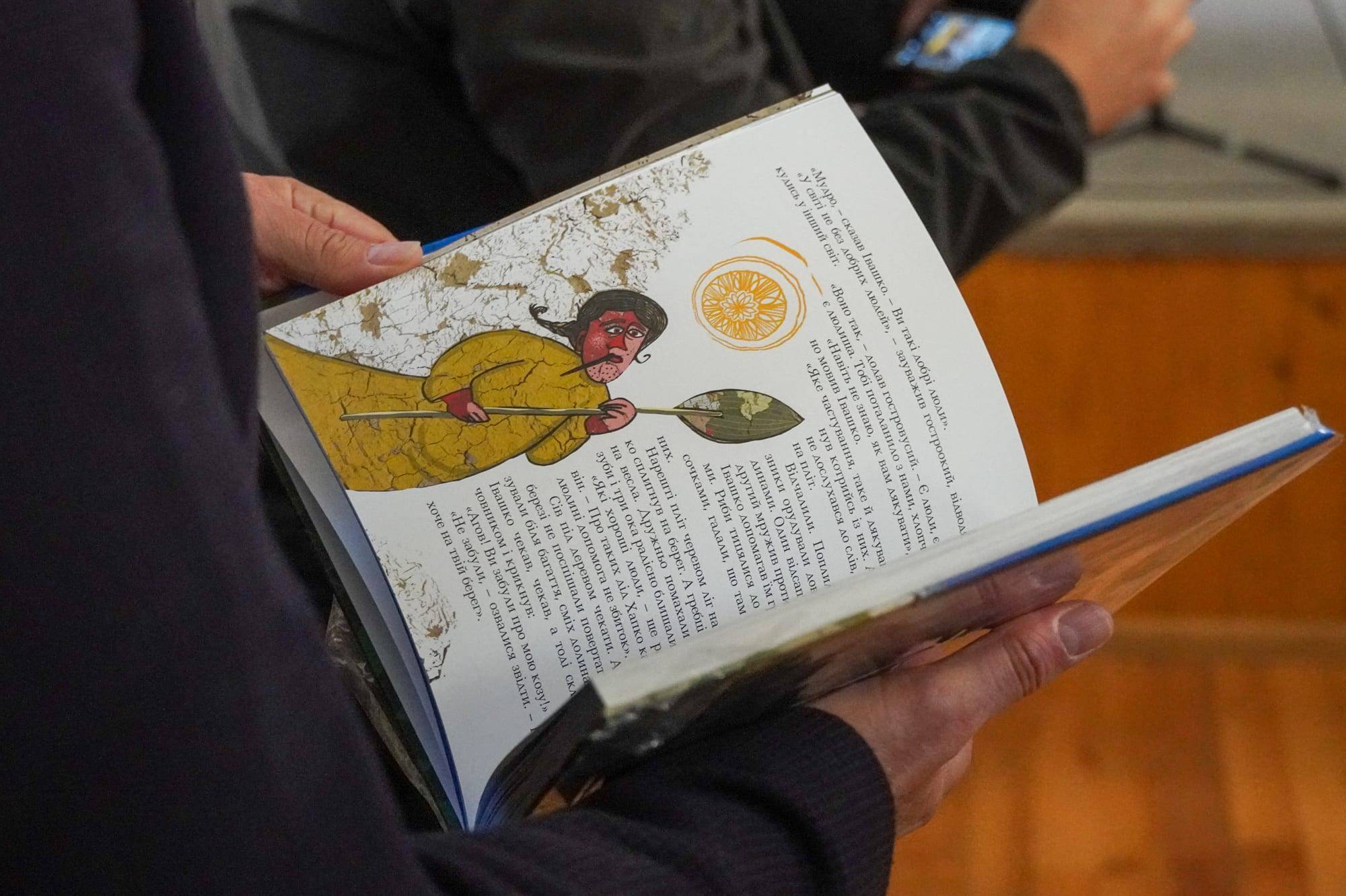 В Ужгороді стартувала XV ювілейна виставка-ярмарок «Книга-фест 2026»