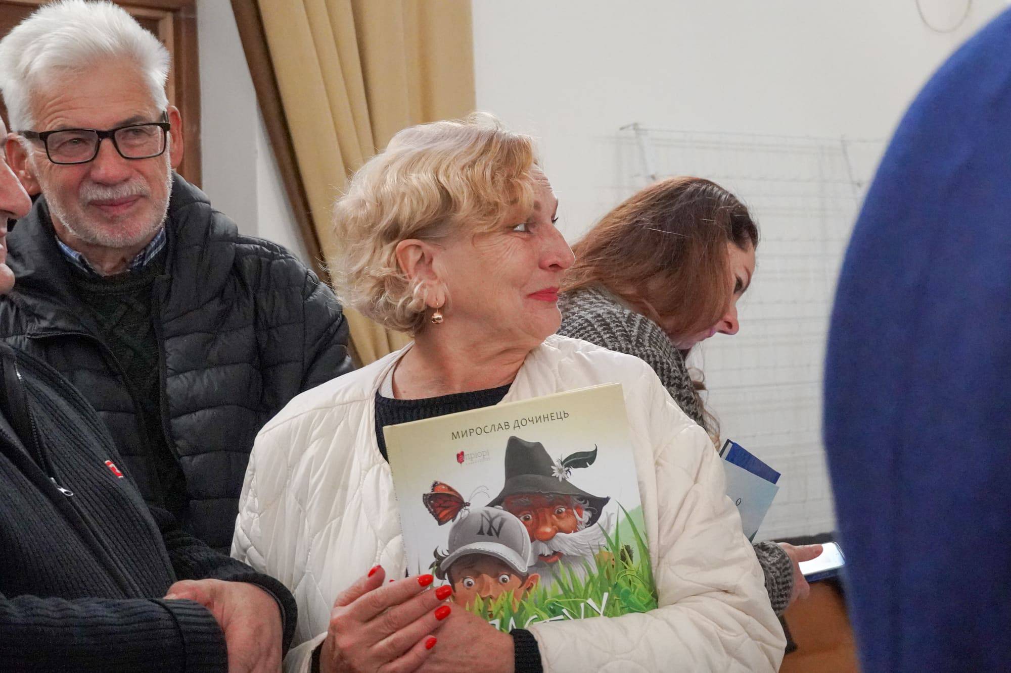 В Ужгороді стартувала XV ювілейна виставка-ярмарок «Книга-фест 2026»