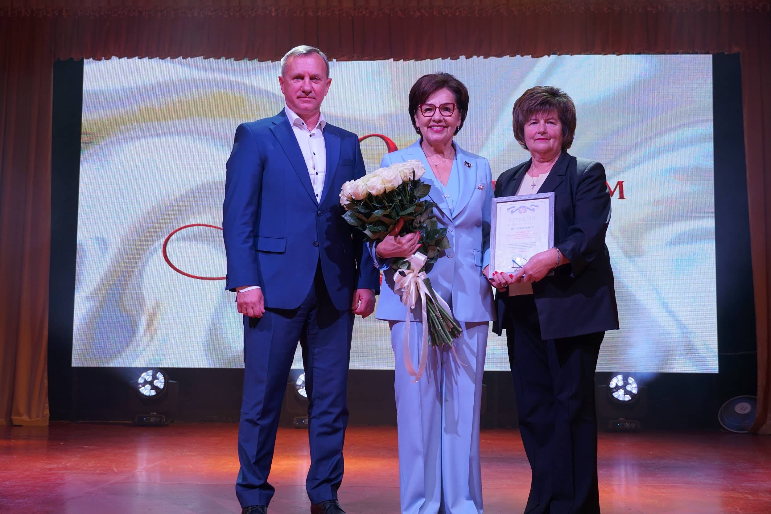 Ужгородській швейній фабриці – 80 років