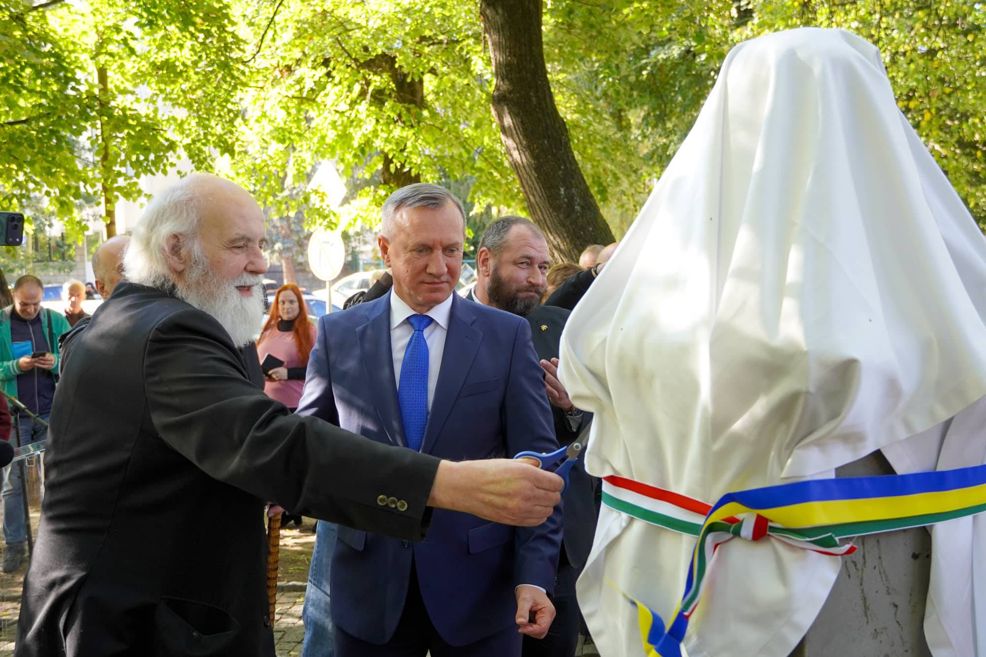 В Ужгороді відкрили пам’ятник Імре Надю – одному з лідерів Угорської революції 1956 року