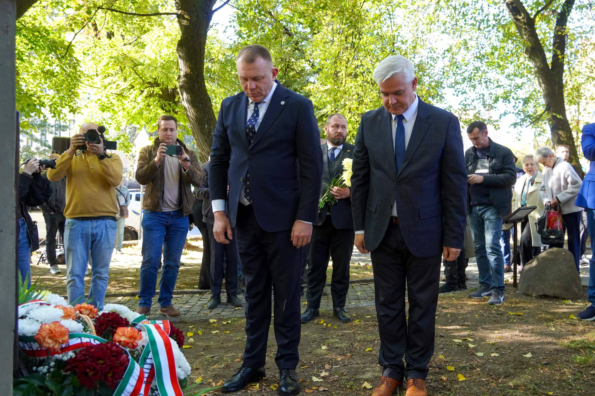 В Ужгороді відкрили пам’ятник Імре Надю – одному з лідерів Угорської революції 1956 року