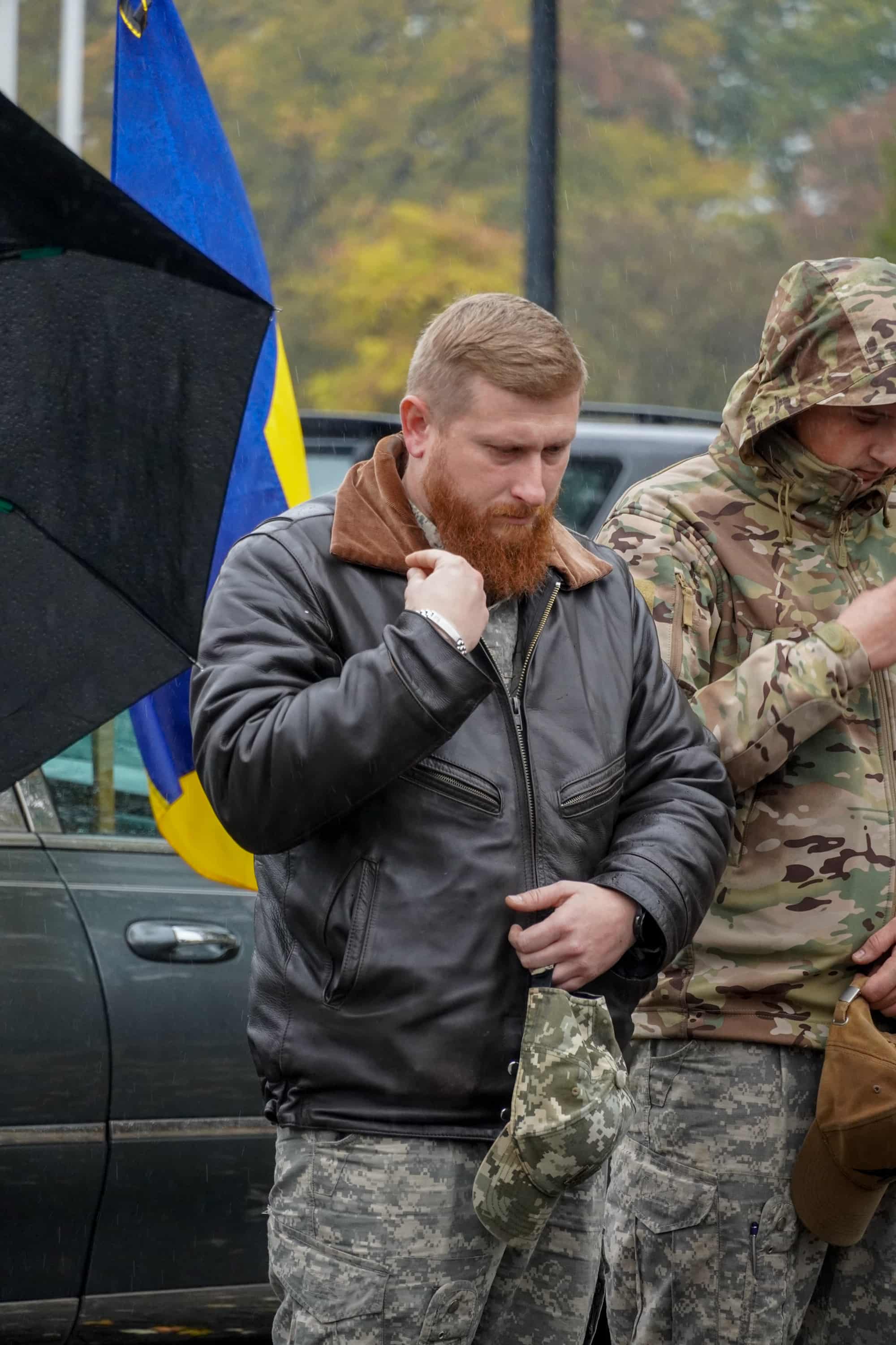 Із 57-річним капітаном, бортовим авіаційним техніком вертолітної ланки військової частини А3913 Віталієм Дору попрощалися сьогодні в Ужгороді