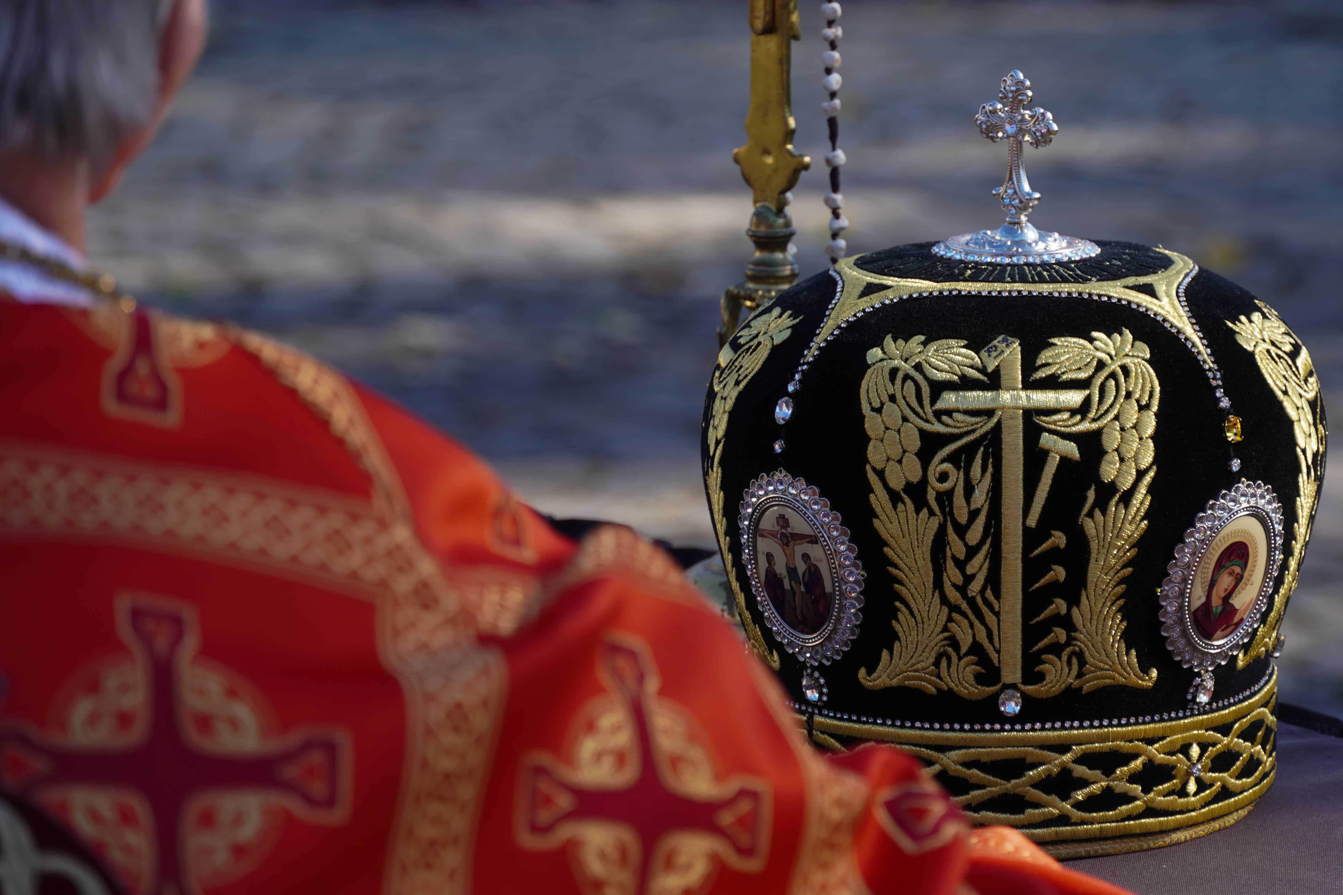 Сьогодні в Ужгороді попрощалися із полеглим Захисником Аркадієм Шугаром