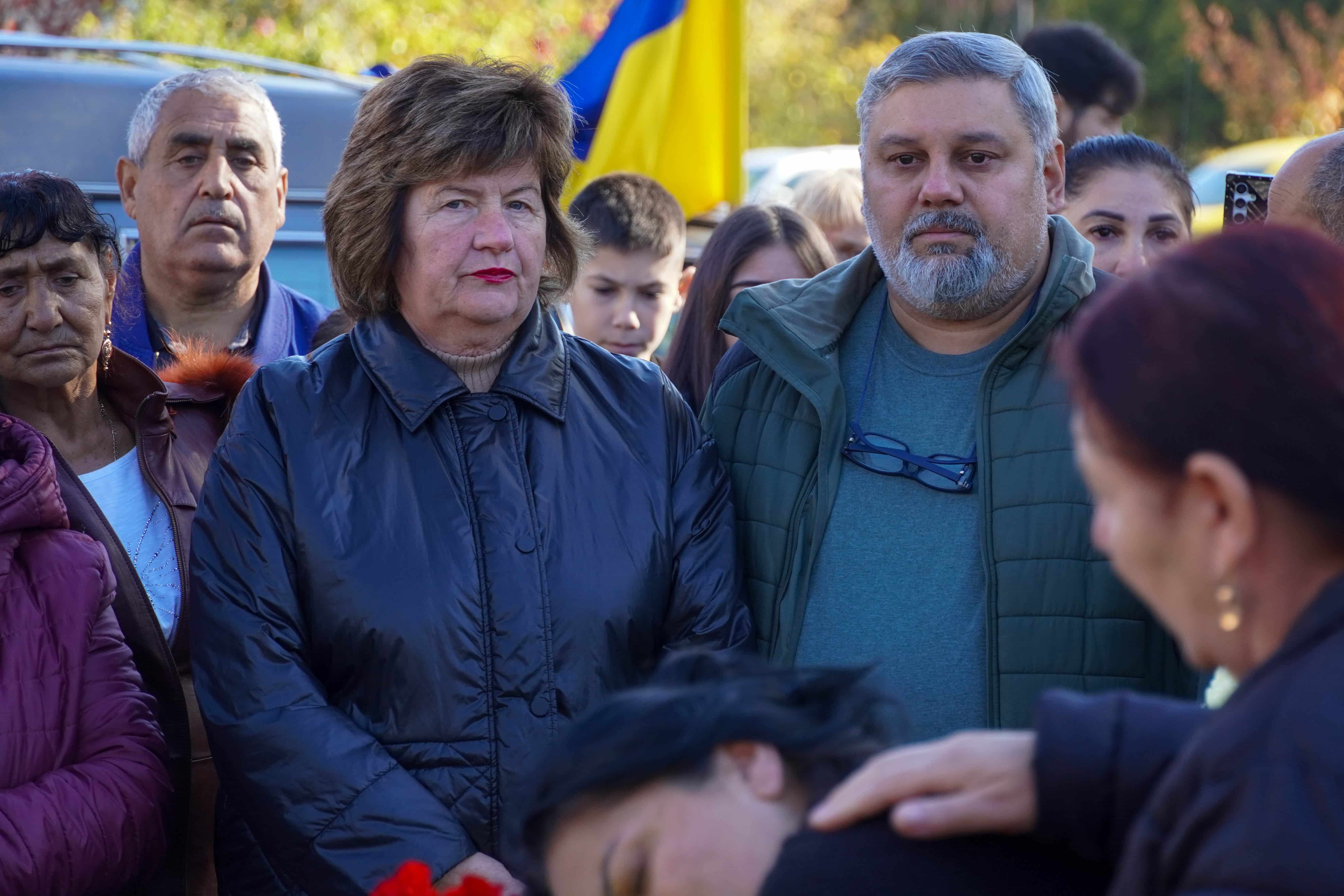 Сьогодні в Ужгороді попрощалися із полеглим Захисником Аркадієм Шугаром