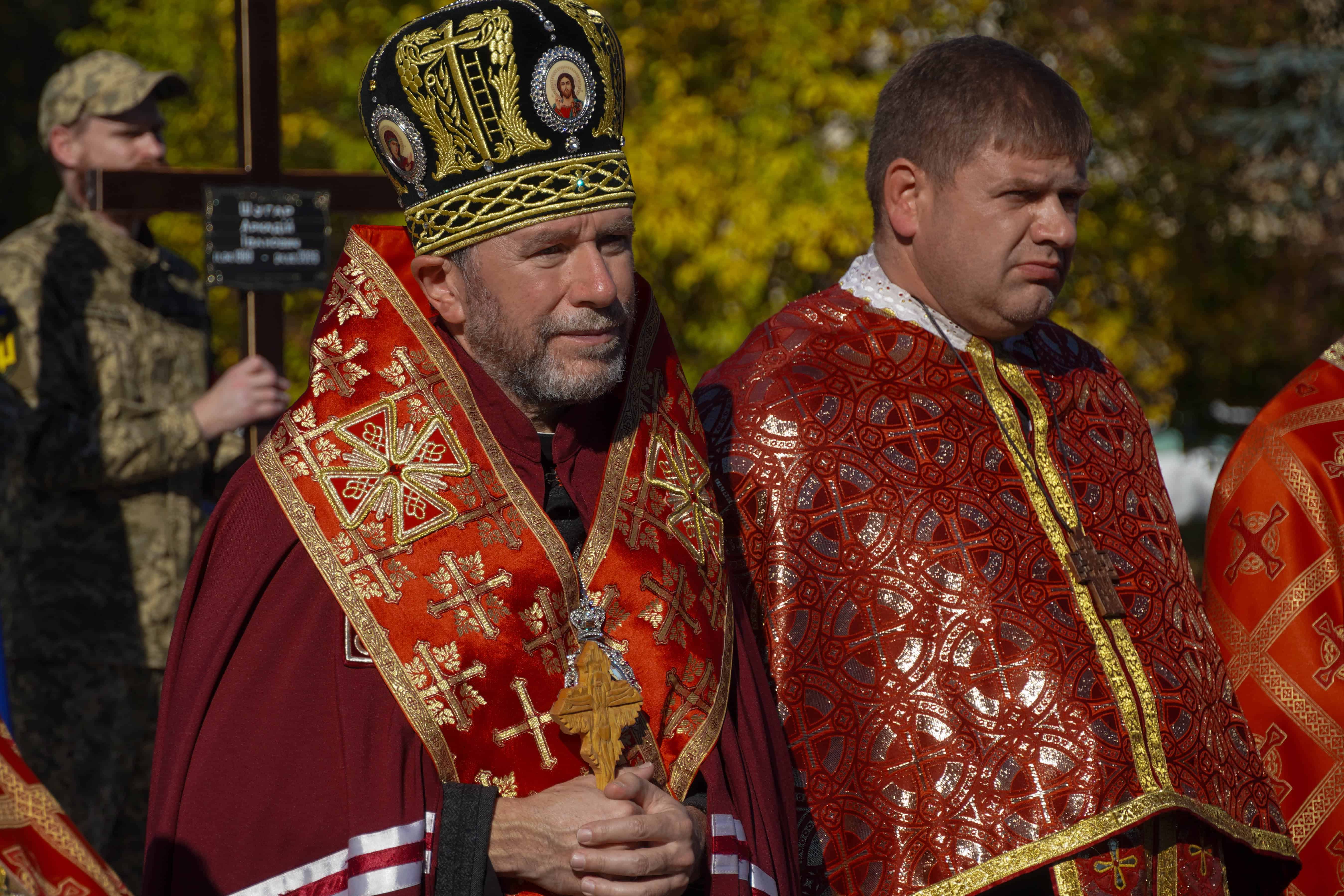 Сьогодні в Ужгороді попрощалися із полеглим Захисником Аркадієм Шугаром