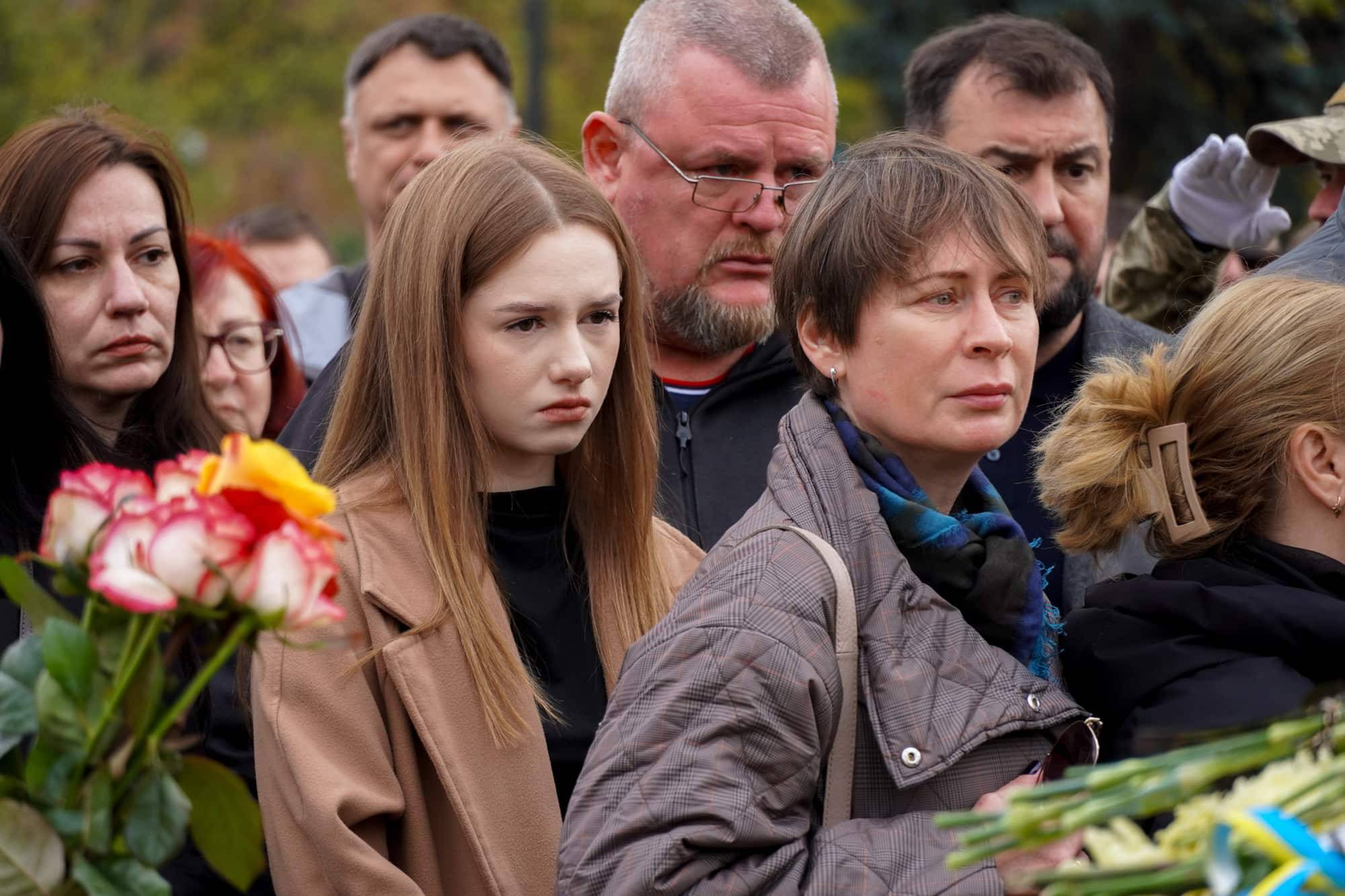 Сьогодні в Ужгороді провели в останню путь молодшого сержанта Анатолія Кофеля – 19-річного воїна, який загинув, захищаючи Україну