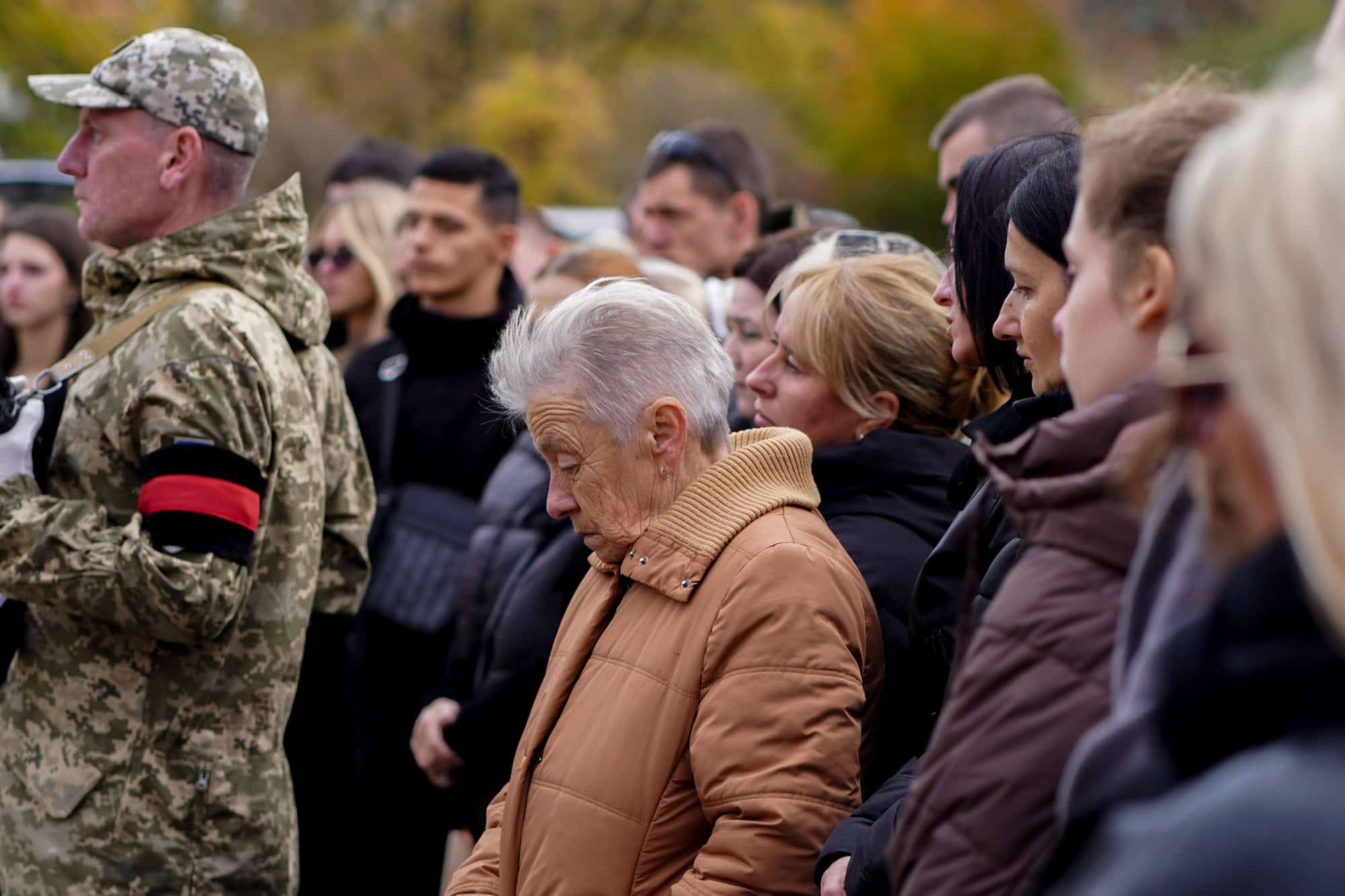 Сьогодні в Ужгороді провели в останню путь молодшого сержанта Анатолія Кофеля – 19-річного воїна, який загинув, захищаючи Україну