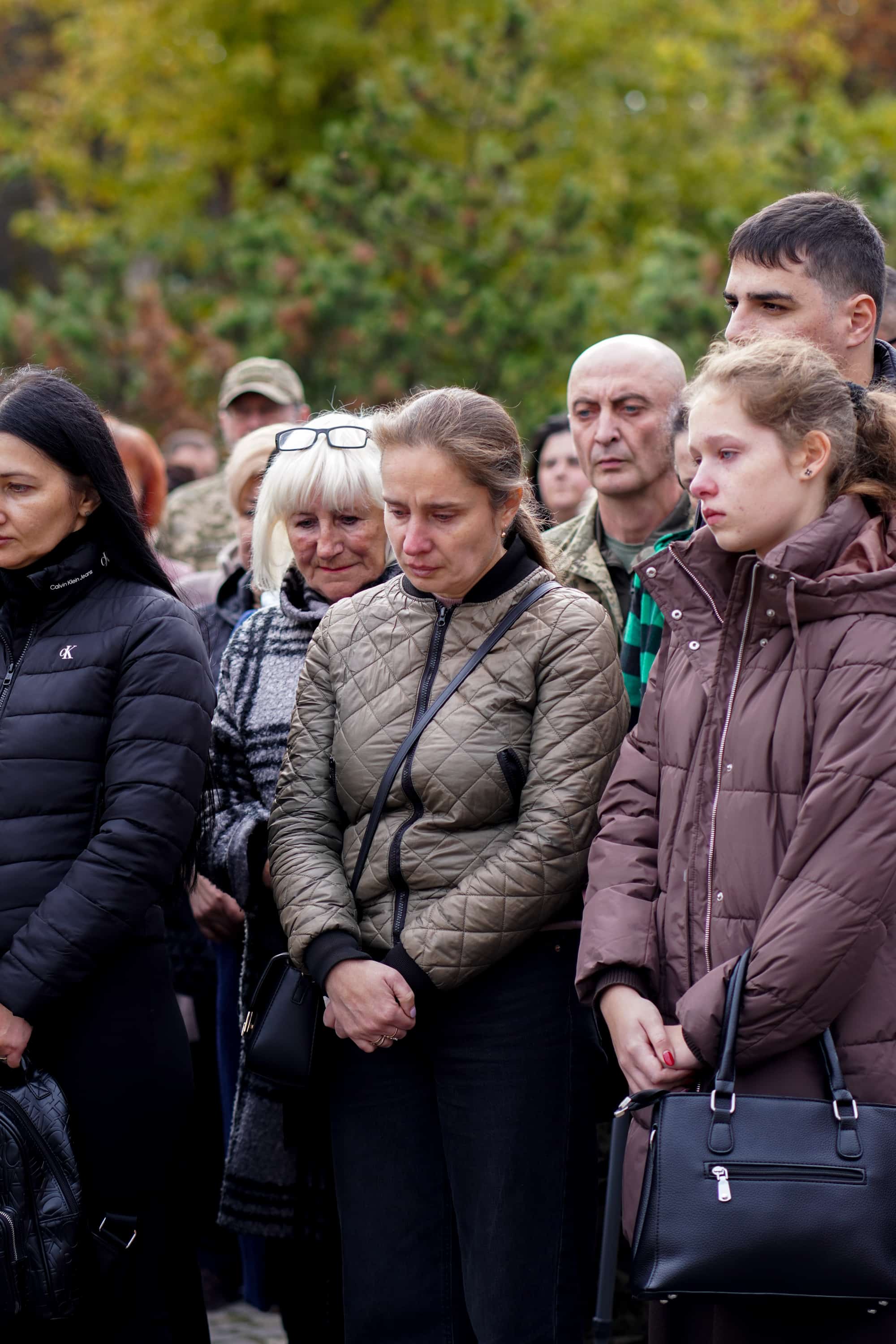 Сьогодні в Ужгороді провели в останню путь молодшого сержанта Анатолія Кофеля – 19-річного воїна, який загинув, захищаючи Україну