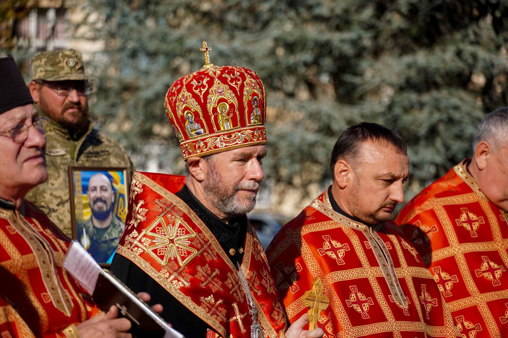 В Ужгороді попрощалися із молодшим сержантом Валентином Балогою