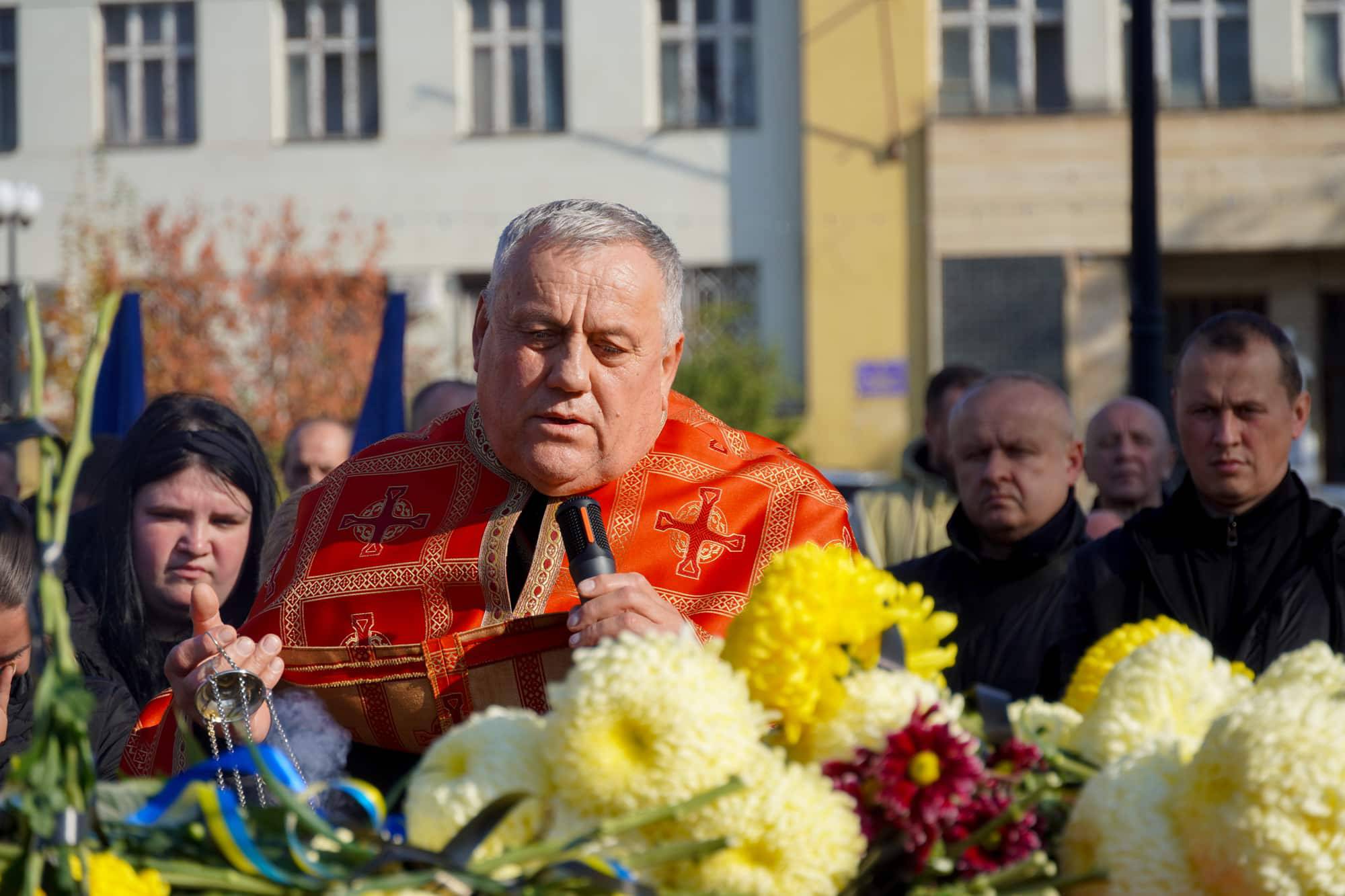 В Ужгороді попрощалися із молодшим сержантом Валентином Балогою