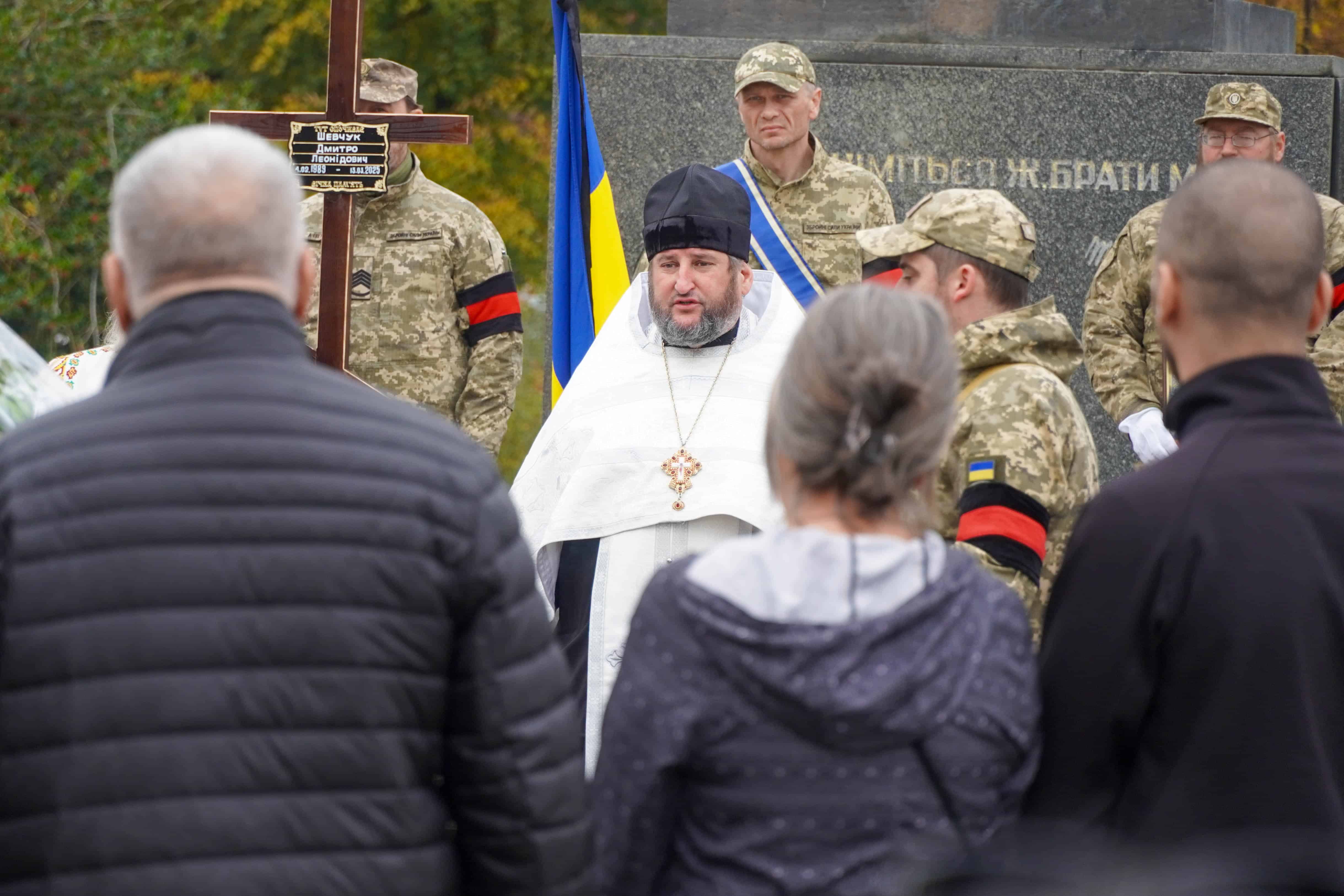 Понад півтора року рідні чекали на його повернення: до Ужгорода повернувся «на щиті» 36-річний старший солдат Дмитро Шевчук