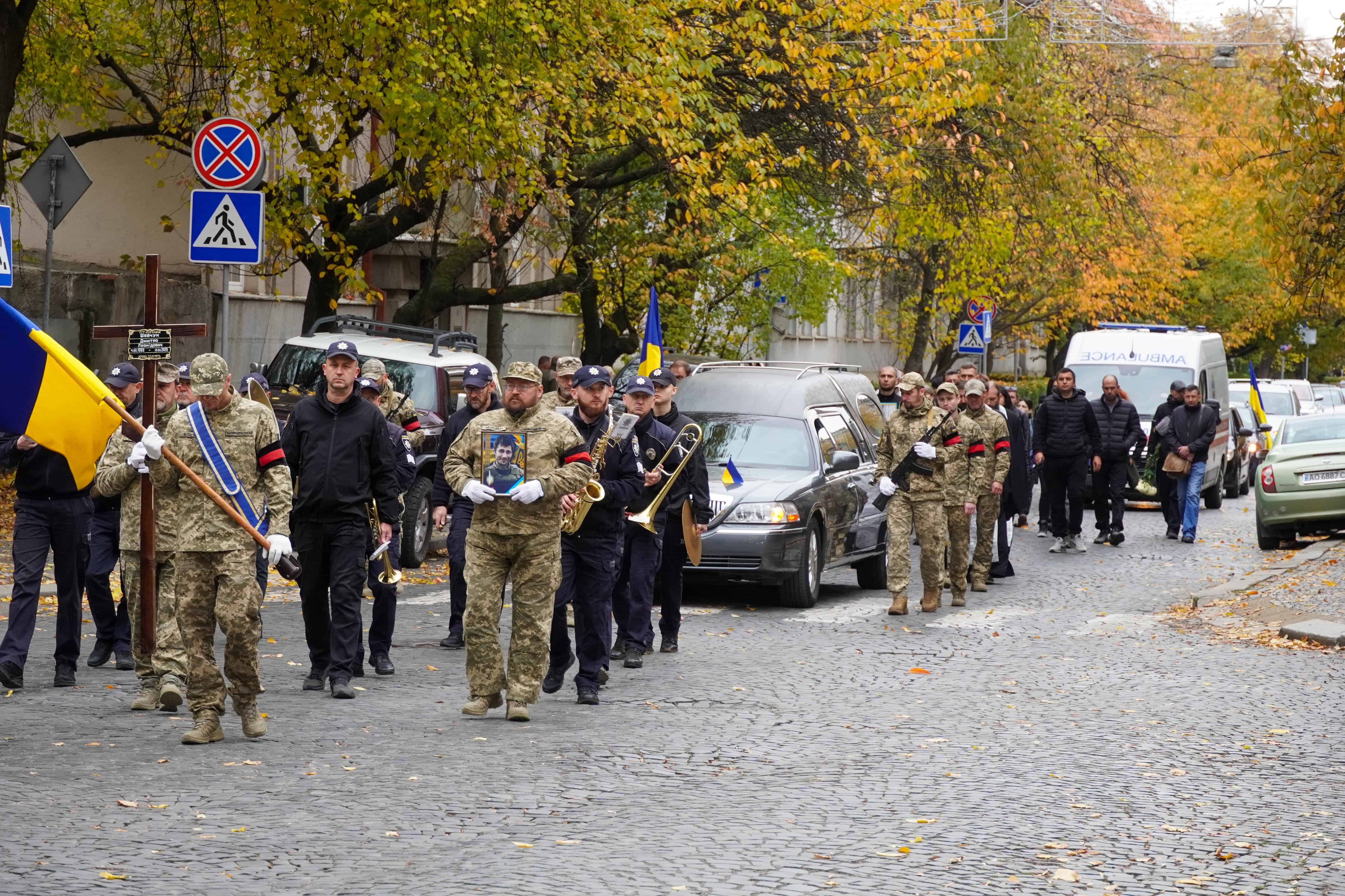 Понад півтора року рідні чекали на його повернення: до Ужгорода повернувся «на щиті» 36-річний старший солдат Дмитро Шевчук