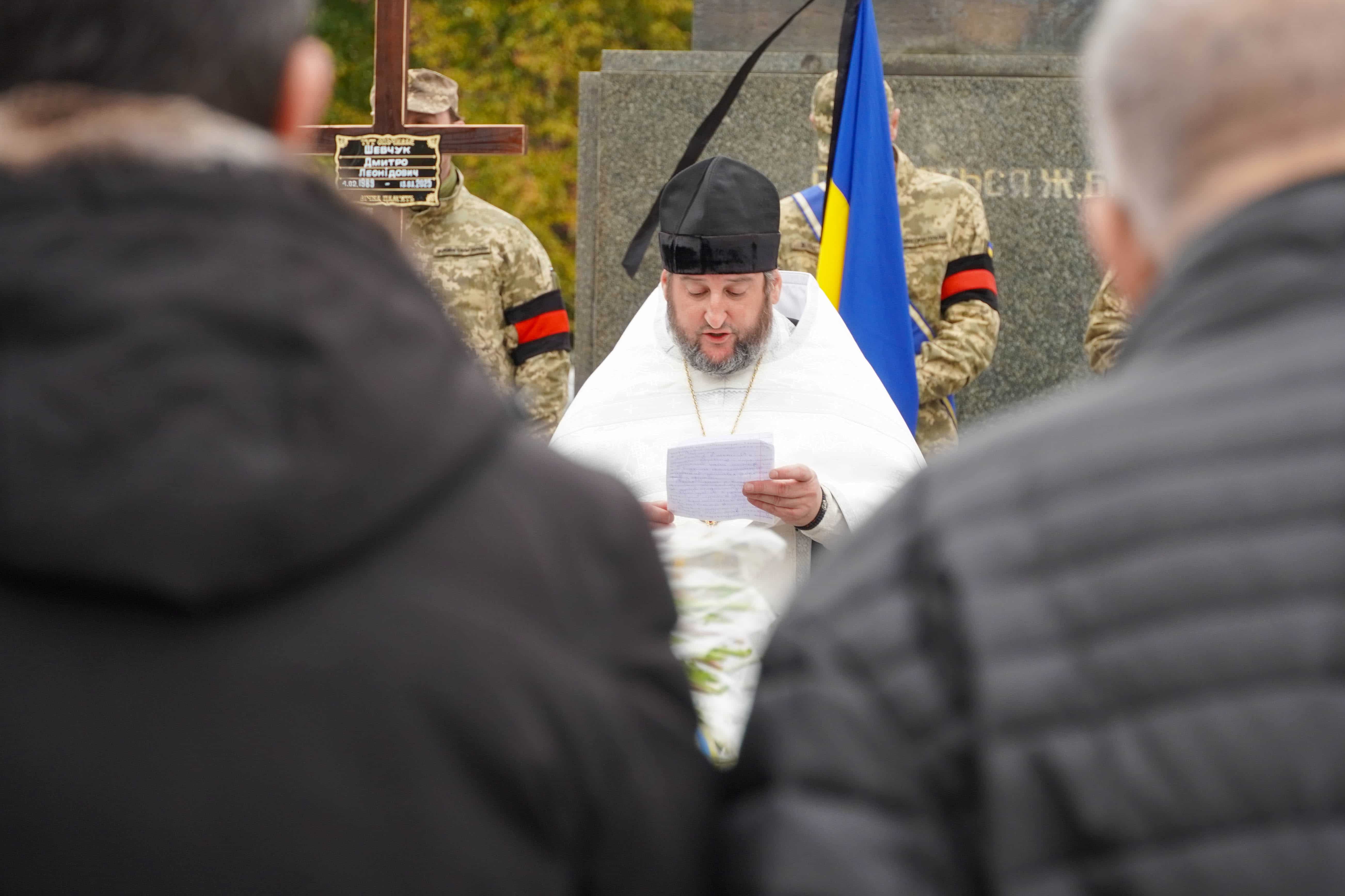 Понад півтора року рідні чекали на його повернення: до Ужгорода повернувся «на щиті» 36-річний старший солдат Дмитро Шевчук
