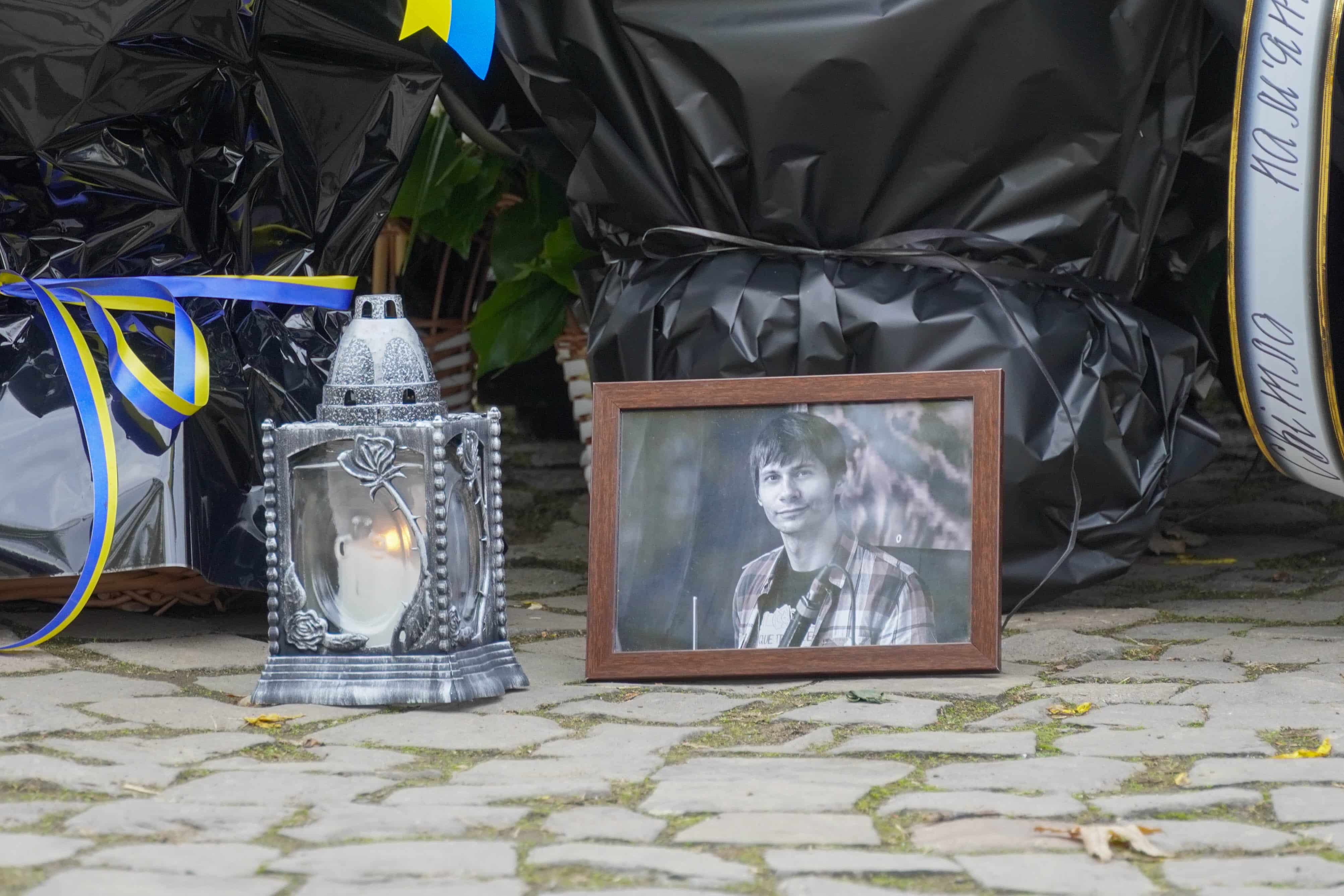 Понад півтора року рідні чекали на його повернення: до Ужгорода повернувся «на щиті» 36-річний старший солдат Дмитро Шевчук