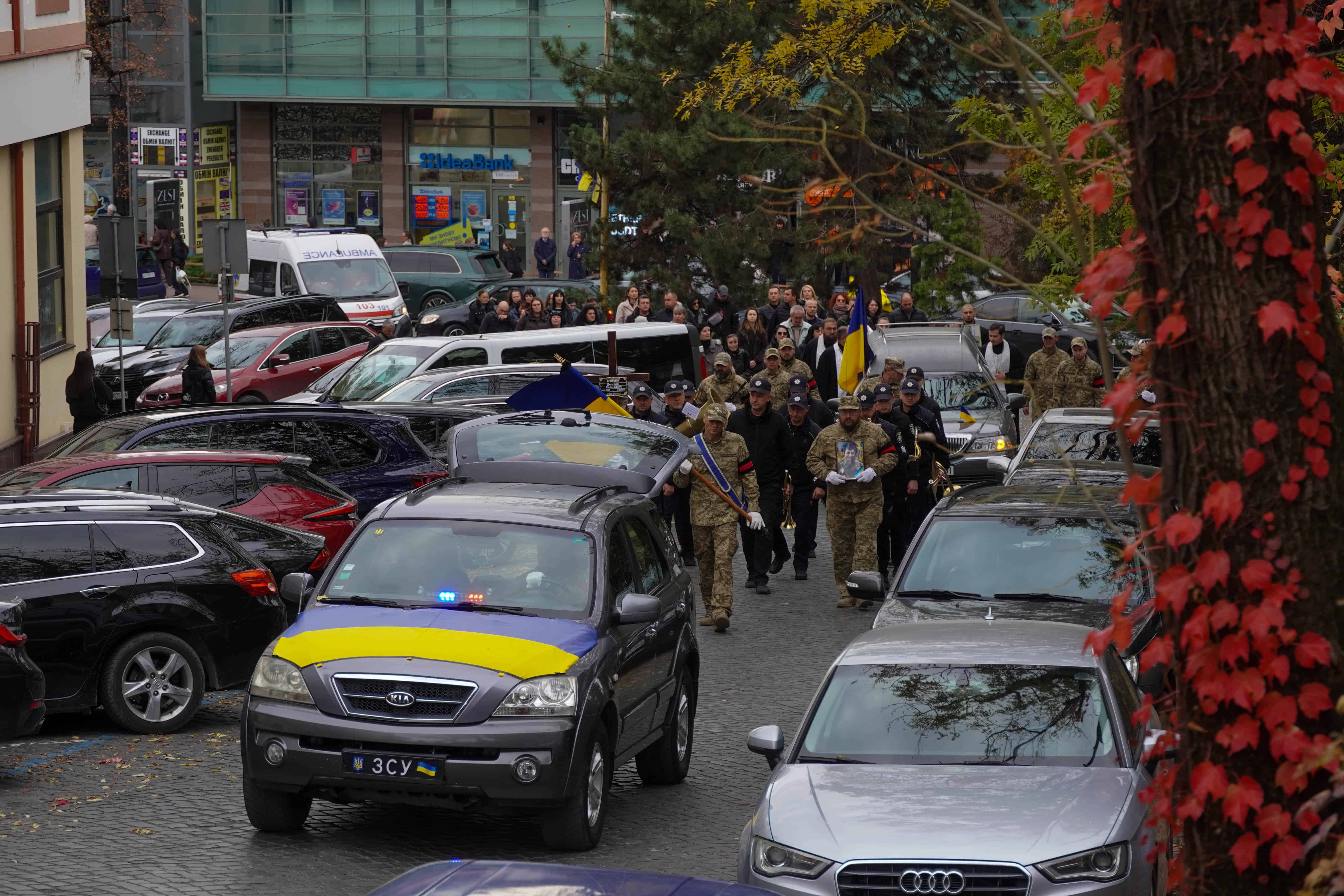 Понад півтора року рідні чекали на його повернення: до Ужгорода повернувся «на щиті» 36-річний старший солдат Дмитро Шевчук