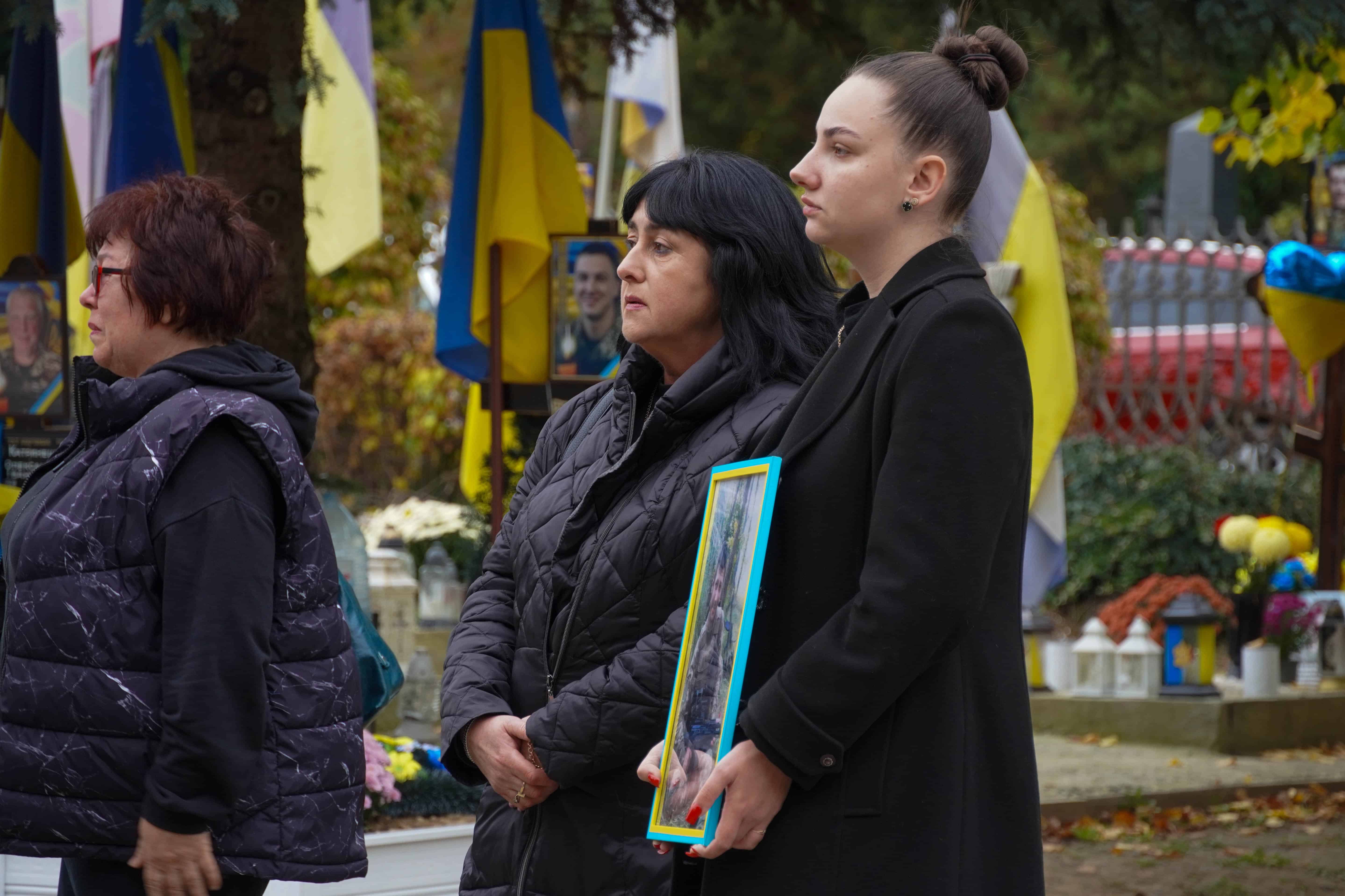 Понад півтора року рідні чекали на його повернення: до Ужгорода повернувся «на щиті» 36-річний старший солдат Дмитро Шевчук