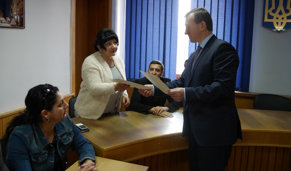 Богдан Андріїв вручив грамоти ромським громадським активістам