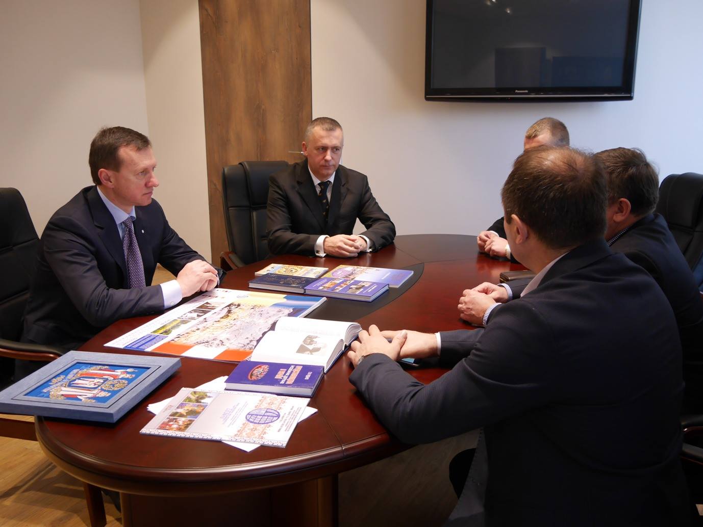 Міський голова зустрівся з організаторами виїзного засідання Міжнародного трейд-клубу