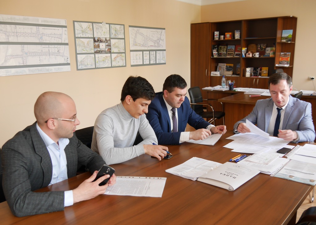 В Ужгороді обрали переможців конкурсу “Десять першочергових кроків влади, щоб зробити місто кращим”