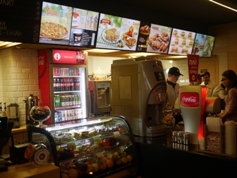 Міський голова взяв участь у відкритті першого в Ужгороді мережевого закладу громадського харчування