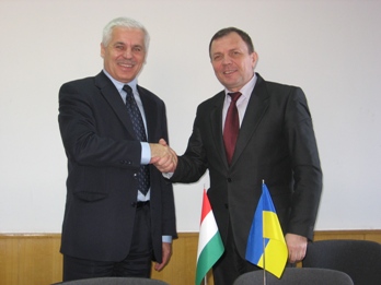 Ужгород відновлює контакти з Ніредьгазою