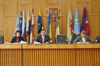 Непрацездатні ужгородці, переселенці, учасники АТО отримали додаткові гарантії соціального захисту