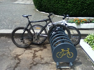 В Ужгороді 18 травня встановили чергову велопарковку.