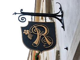 На черговій зустрічі про вивіски представлять дизайн-проекти, розроблені для об’єктів ужгородського центру