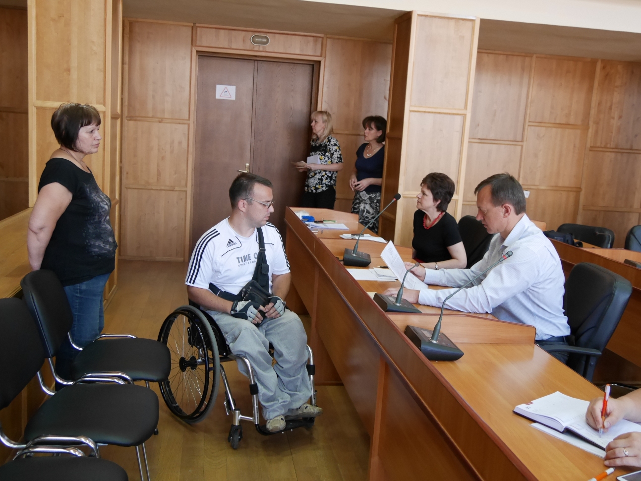 Серед проблем, на які сьогодні скаржилися міському голові – перевезення у таксі людей з обмеженими можливостями