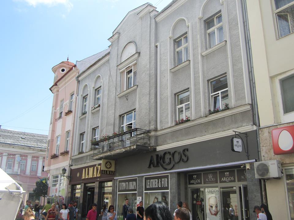 Зміни на фасадах історичних будинків Ужгорода необхідно погоджувати у міській раді