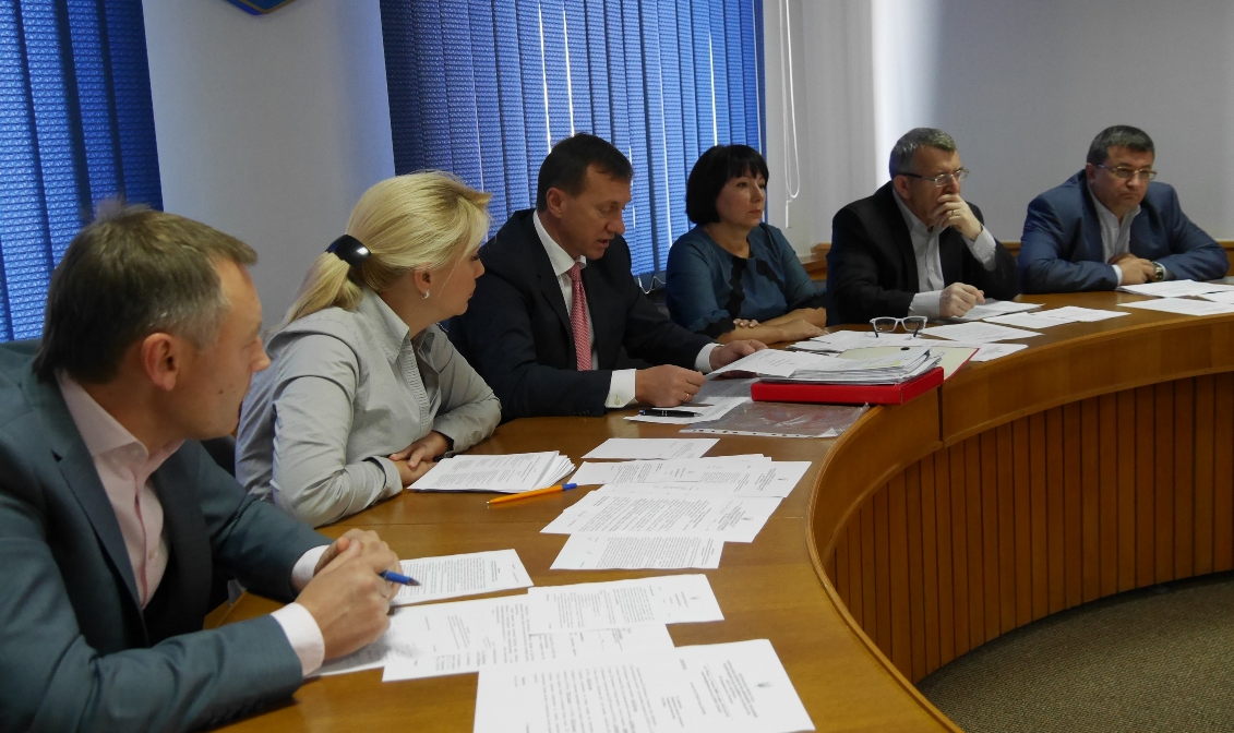 Передача на баланс гуртожитків, готовність до осінньо-зимового періоду – основні питання, що розглянув сьогодні виконком