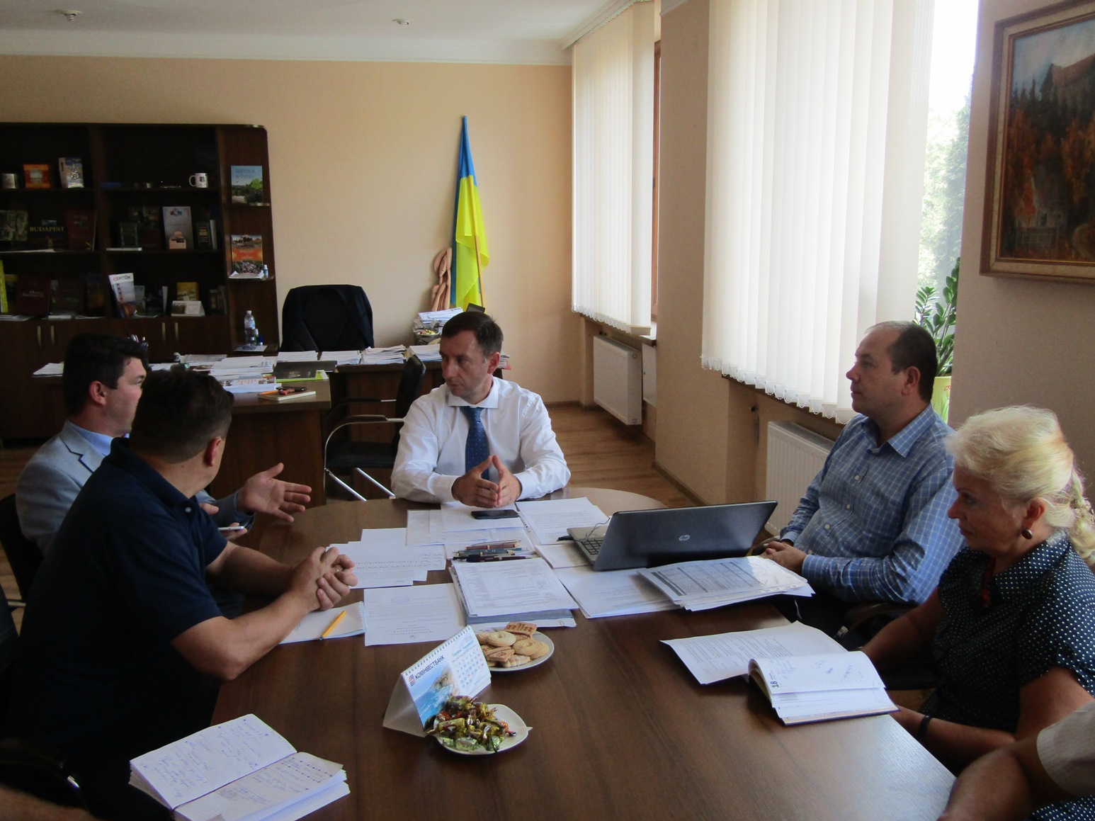 В Ужгороді планують облаштувати нові сучасні автобусні зупинки