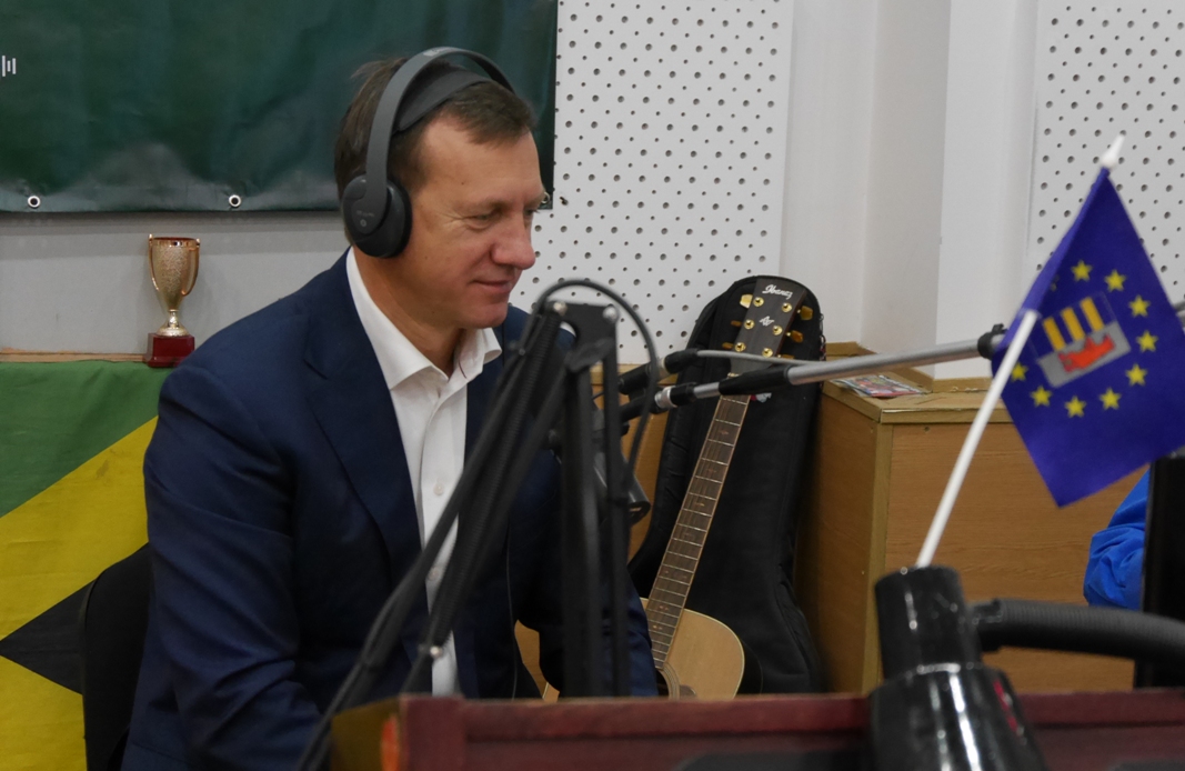 Ужгородський міський голова Богдан Андріїв – гість прямого ефіру на радіо “Тиса”