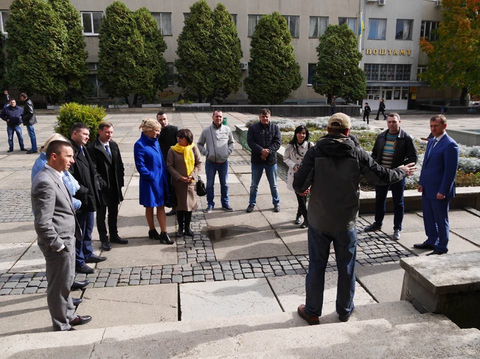 Посадовці Ужгородської міської ради побували на екскурсії чехословацькими кварталами Ужгорода