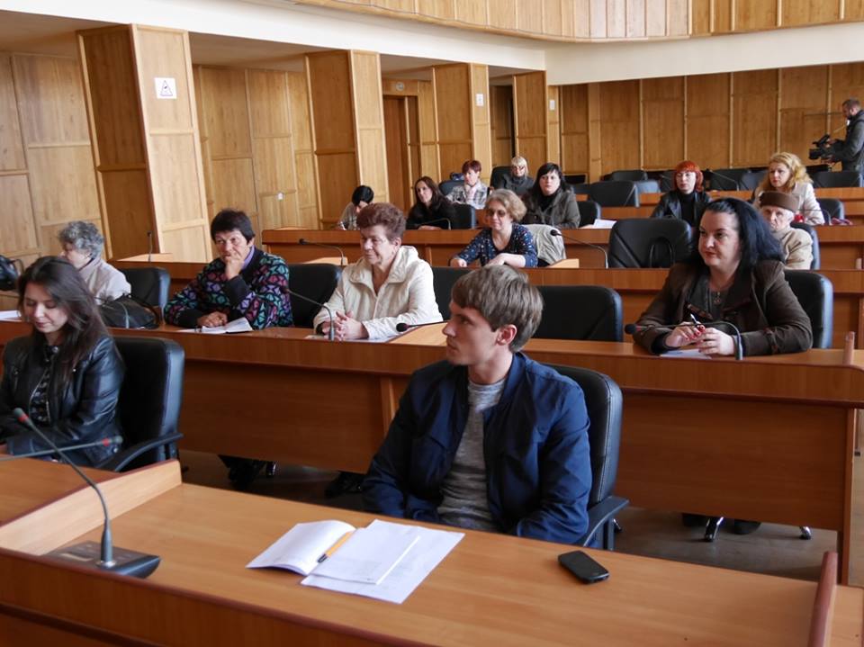 На зустрічі в Ужгородській міській раді представникам ОСББ роз’яснили як швидко, “централізовано” оформити субсидії