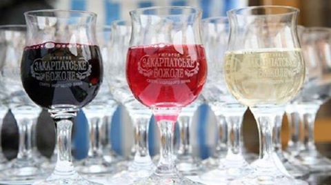 18-20 листопада в Ужгороді пройде свято молодого вина «Закарпатське Божоле»