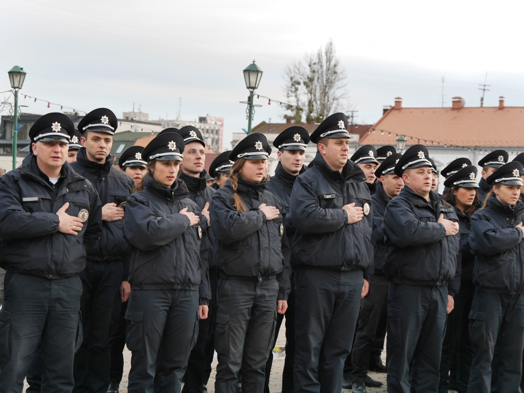 В Ужгороді відзначили першу річницю патрульної поліції
