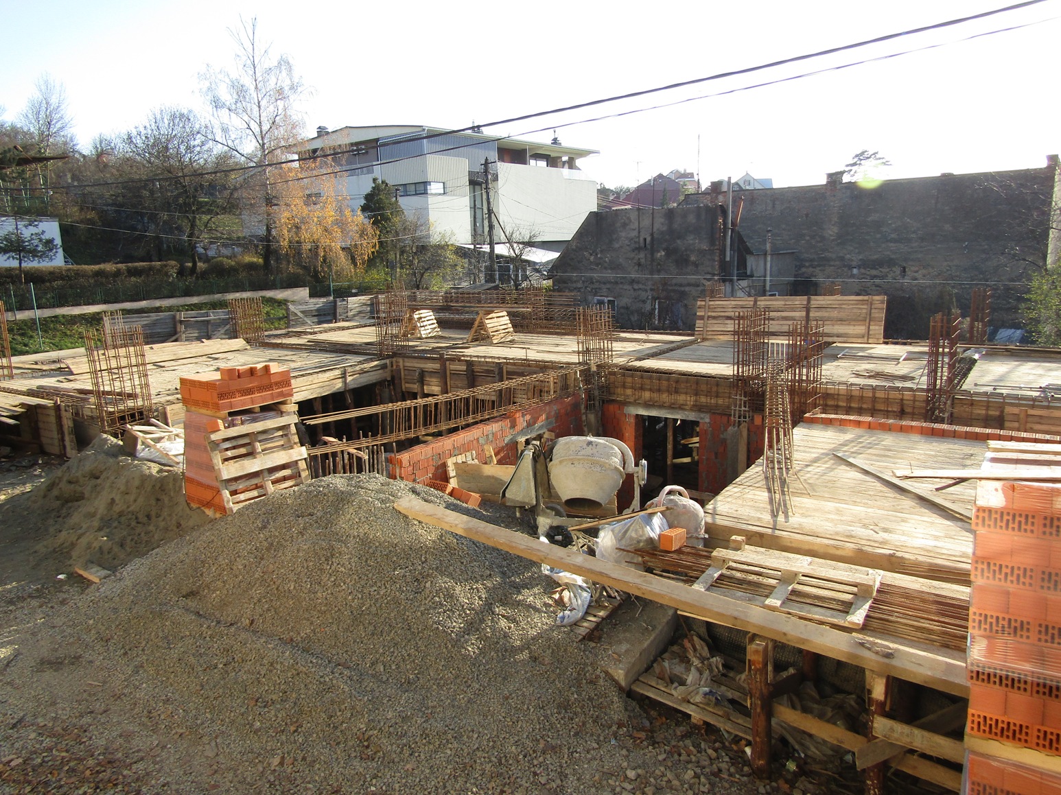 Будівництво багатоповерхівки на Кошицькій,21 в Ужгороді – незаконне