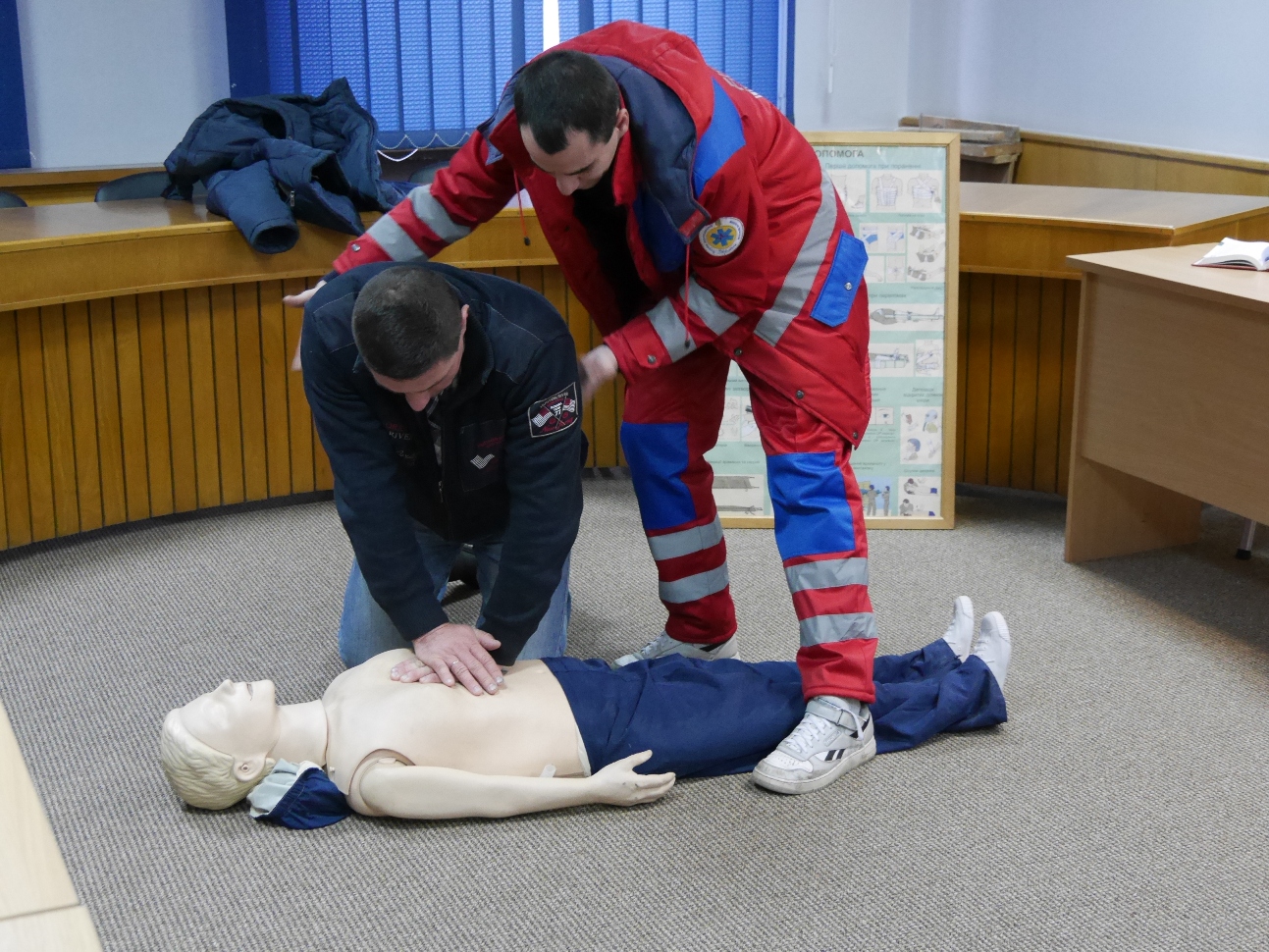 В Ужгородській міській раді започаткували цикл тренінгів з надання невідкладної домедичної допомоги