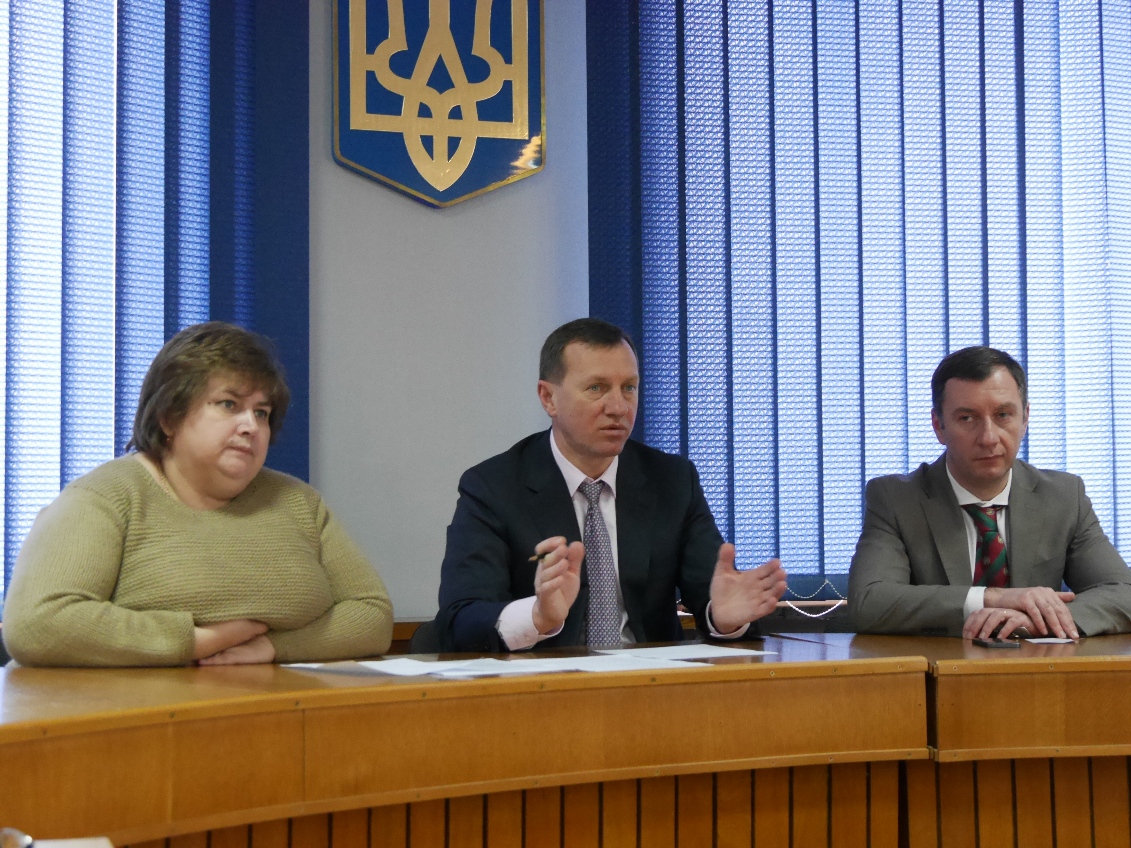 Комунальним та обслуговуючим підприємствам Ужгорода визначили подальші завдання з очищення міста від снігу