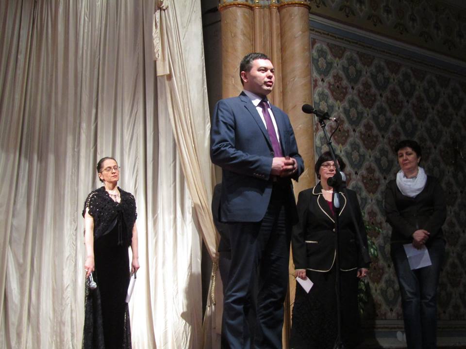 В Ужгороді стартував конкурс піаністів