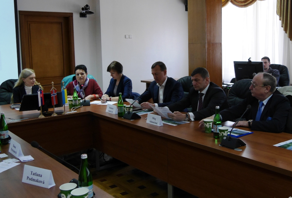 Через комунікацію – до процвітання словацько-українського прикордонного регіону