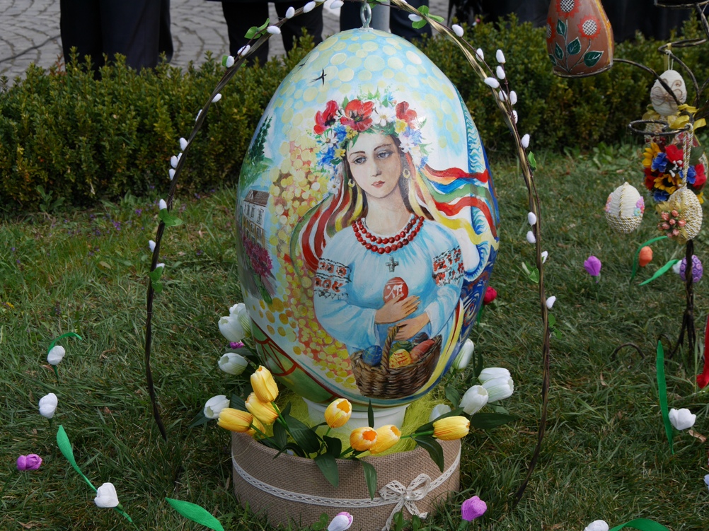 Вітання міського голови Ужгорода Богдана Андріїва з Великоднем