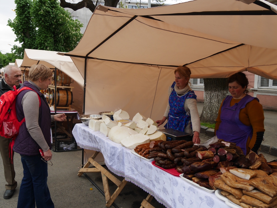 Традиційний фестиваль «Сонячний напій» розпочався в Ужгороді