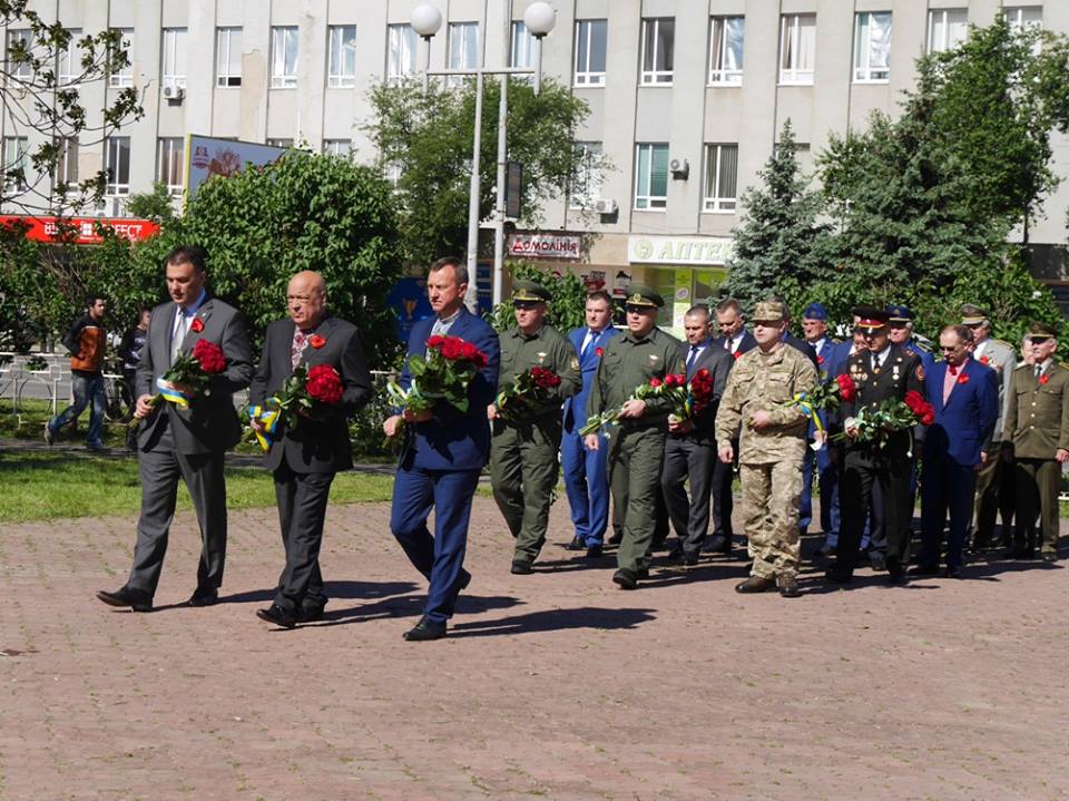 Покладання квітів з нагоди Дня пам’яті та примирення і 72-ї річниці Перемоги над нацизмом у Другій світовій війні відбулося в Ужгороді