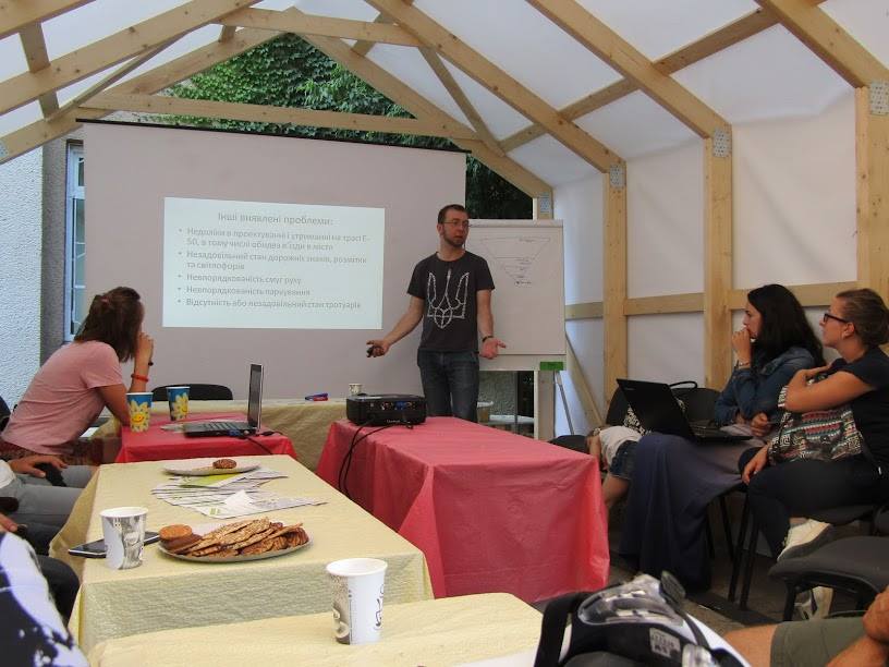 «Vision Zero» представили дослідження щодо безпеки дорожнього руху в Ужгороді