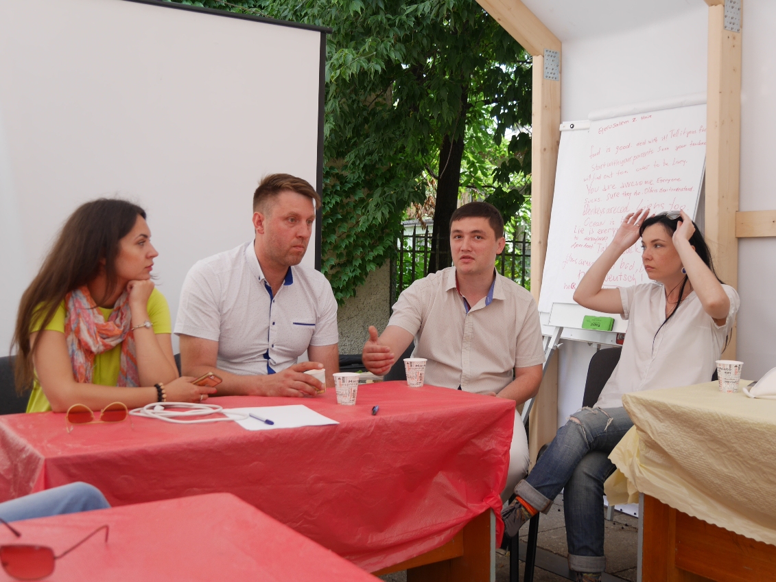 Про державну допомогу і соціальний захист дискутували ужгородці на “Майстерні міста” з керівником профільного управління міськради