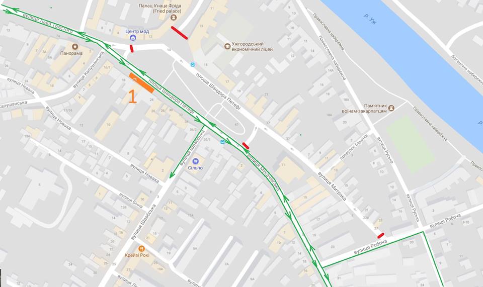 Директор департаменту міського господарства Володимир Бабидорич поспілкувався із журналістами щодо реконструкції інженерних мереж на площі Петефі